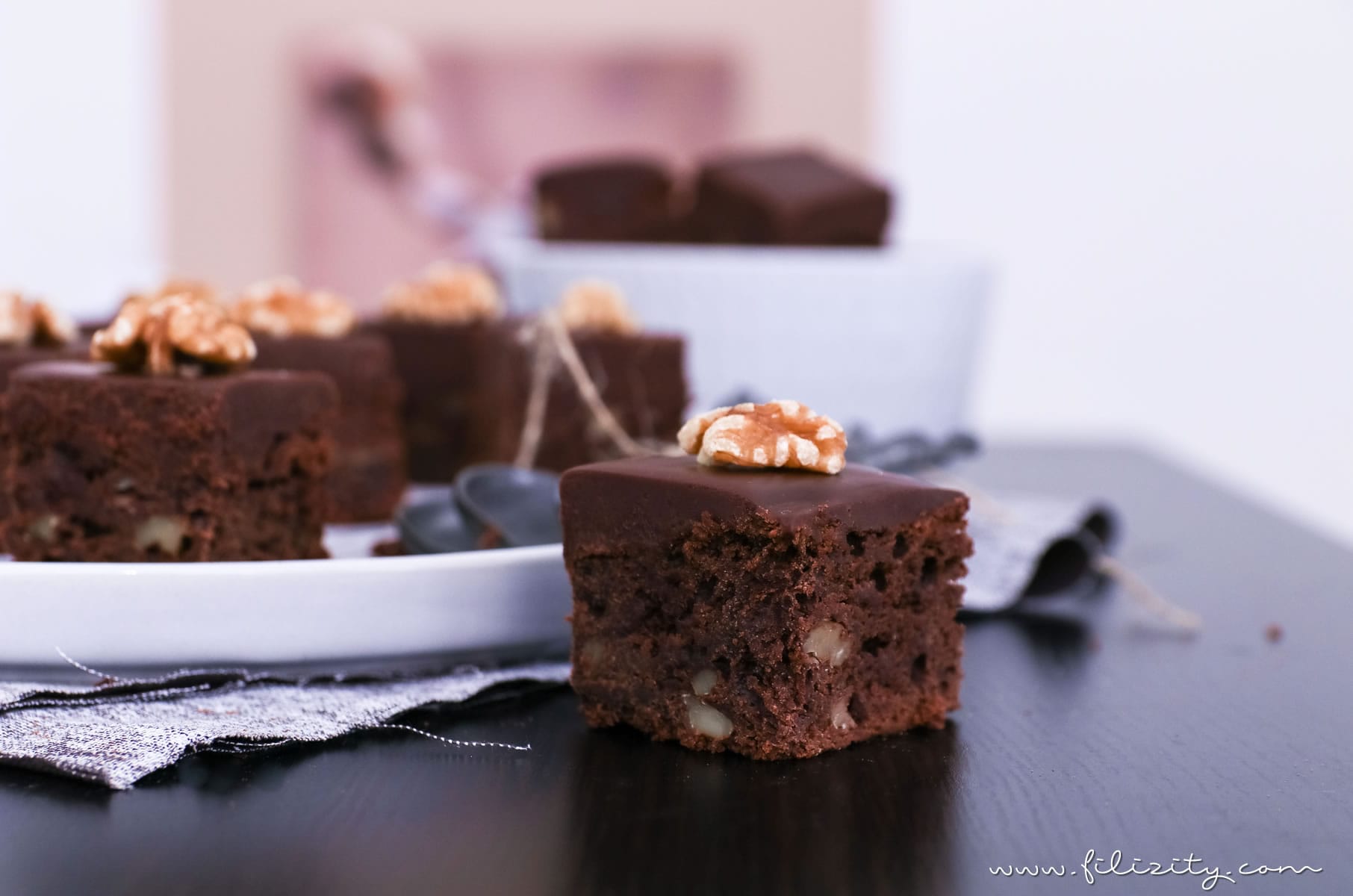 Brownies Rezept: Death by Chocolate! Die wohl schokoladigsten Brownies der Welt | Filizity.com | Food-Blog aus dem Rheinland #deathbychocolate #schokolade #kuchen #brownies