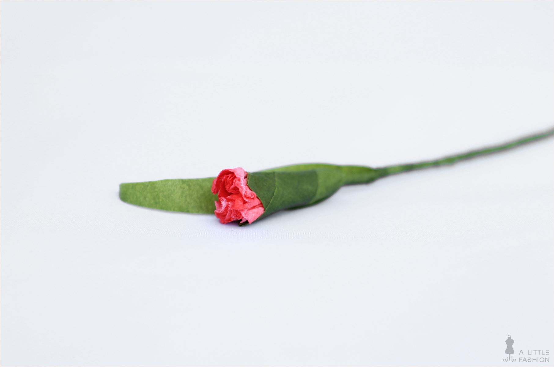 Zarte Sommerblumen aus Taschentüchern