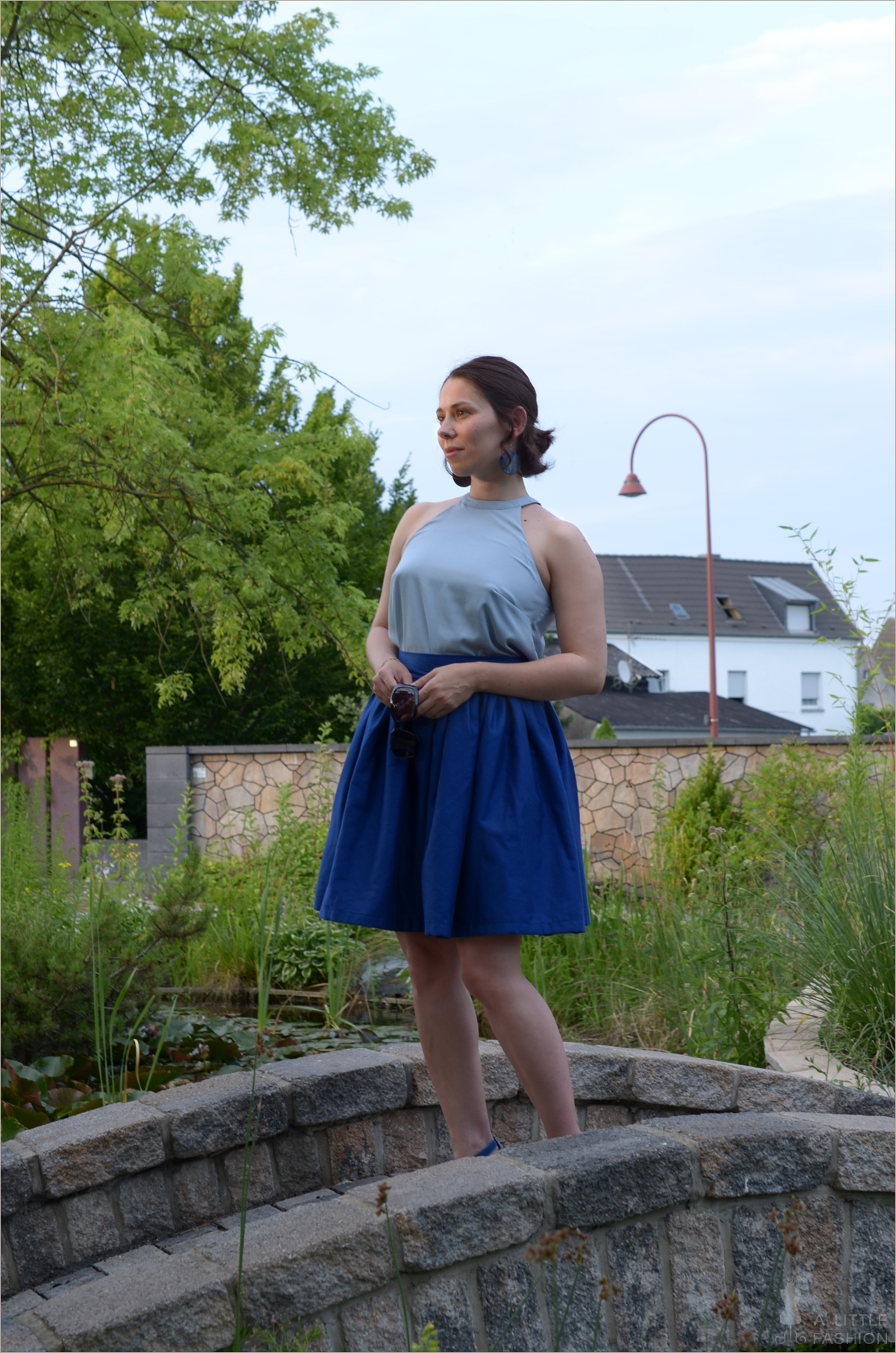 Outfit: Blue ribbon...