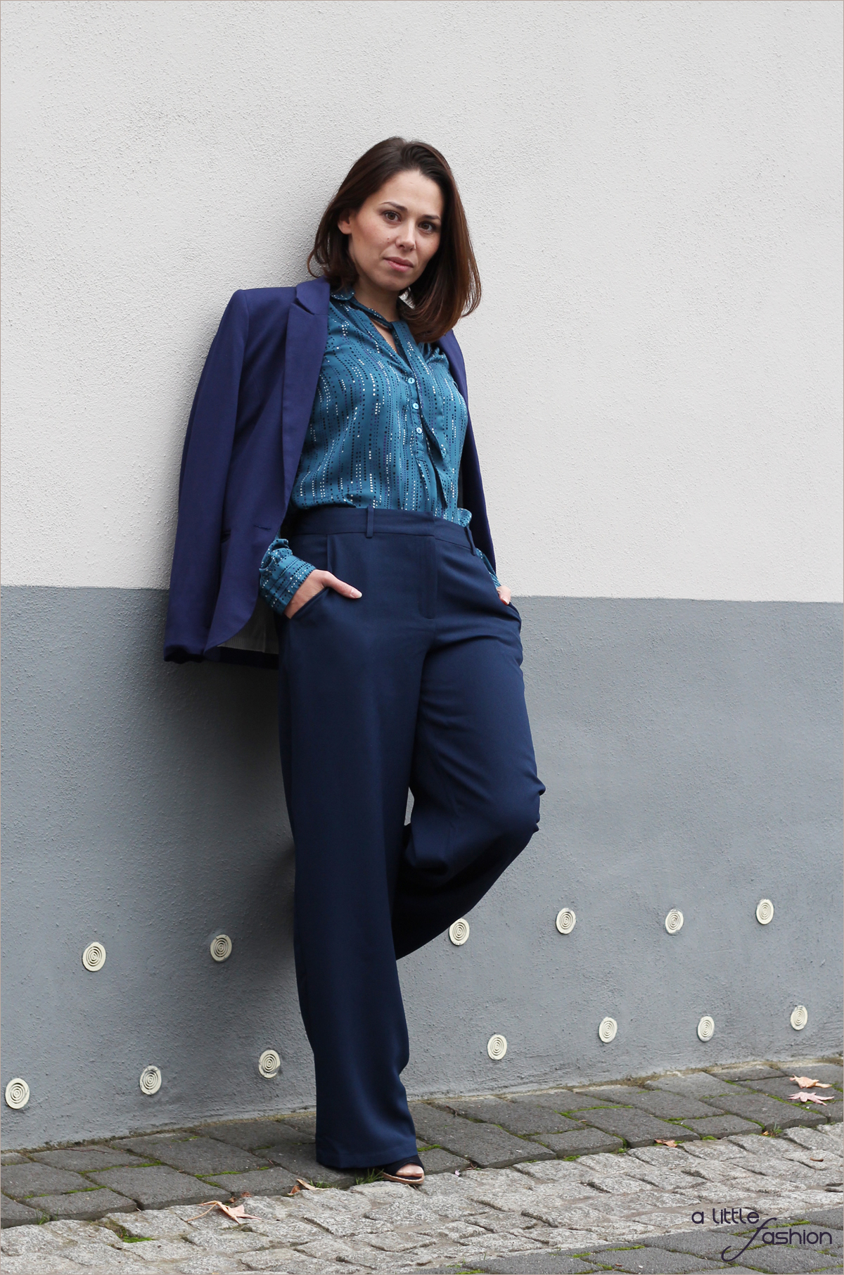 H/W2015: Schluppenblusen, weite Hosen & Blau | A Little Fashion | https://www.filizity.com/fashion/hw2015-schluppenblusen-weite-hosen-blau
