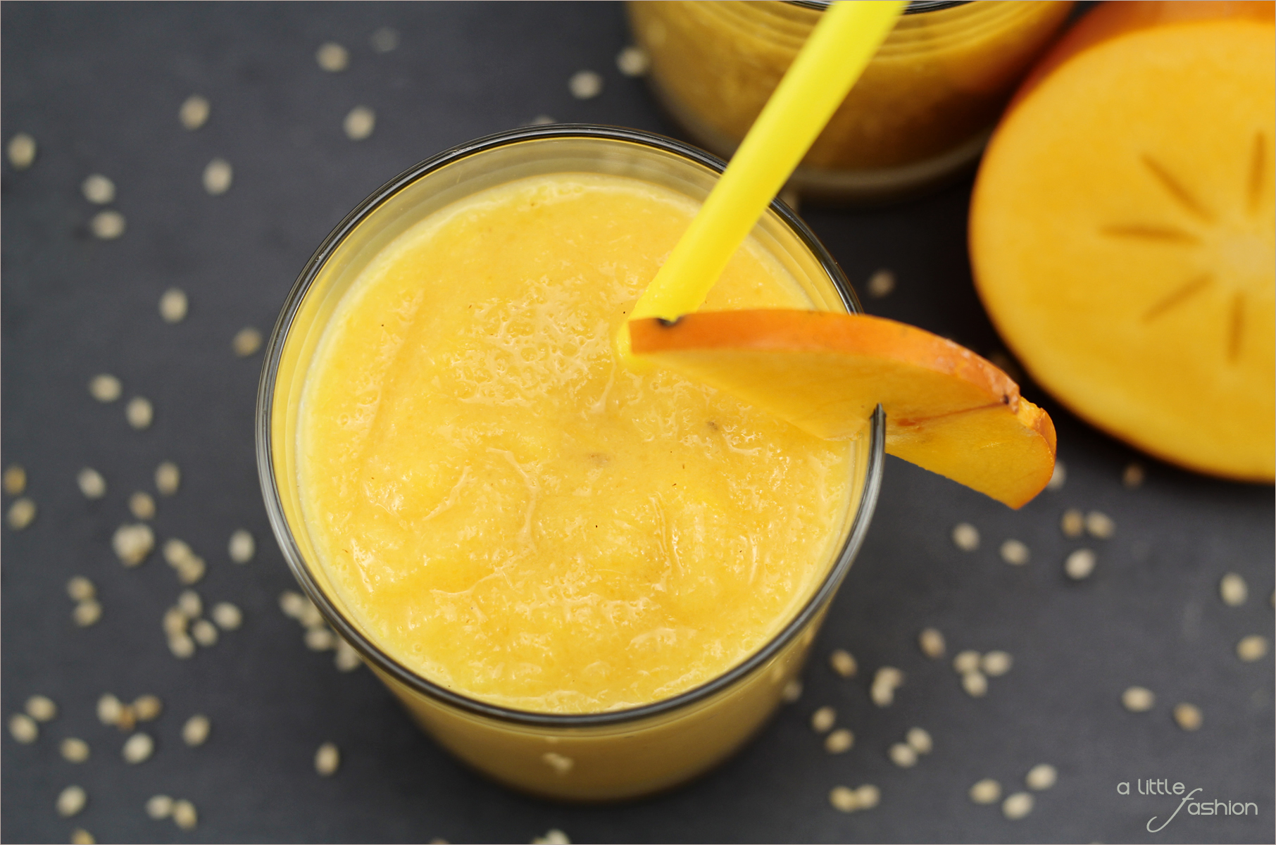 rezept_food_kaki-orangen-kokos_banane-sesam_smoothie3