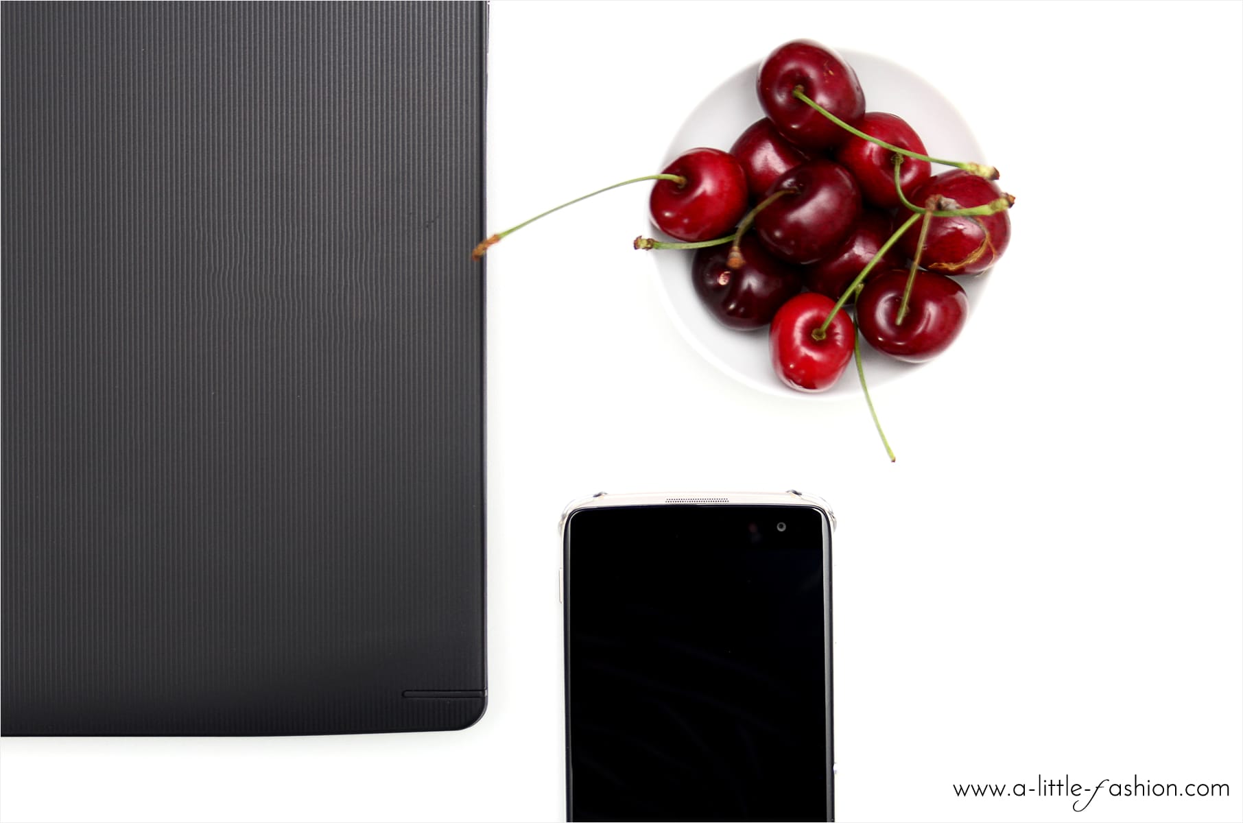 Boom me up! Alcatel Idol 4S | A Little Fashion