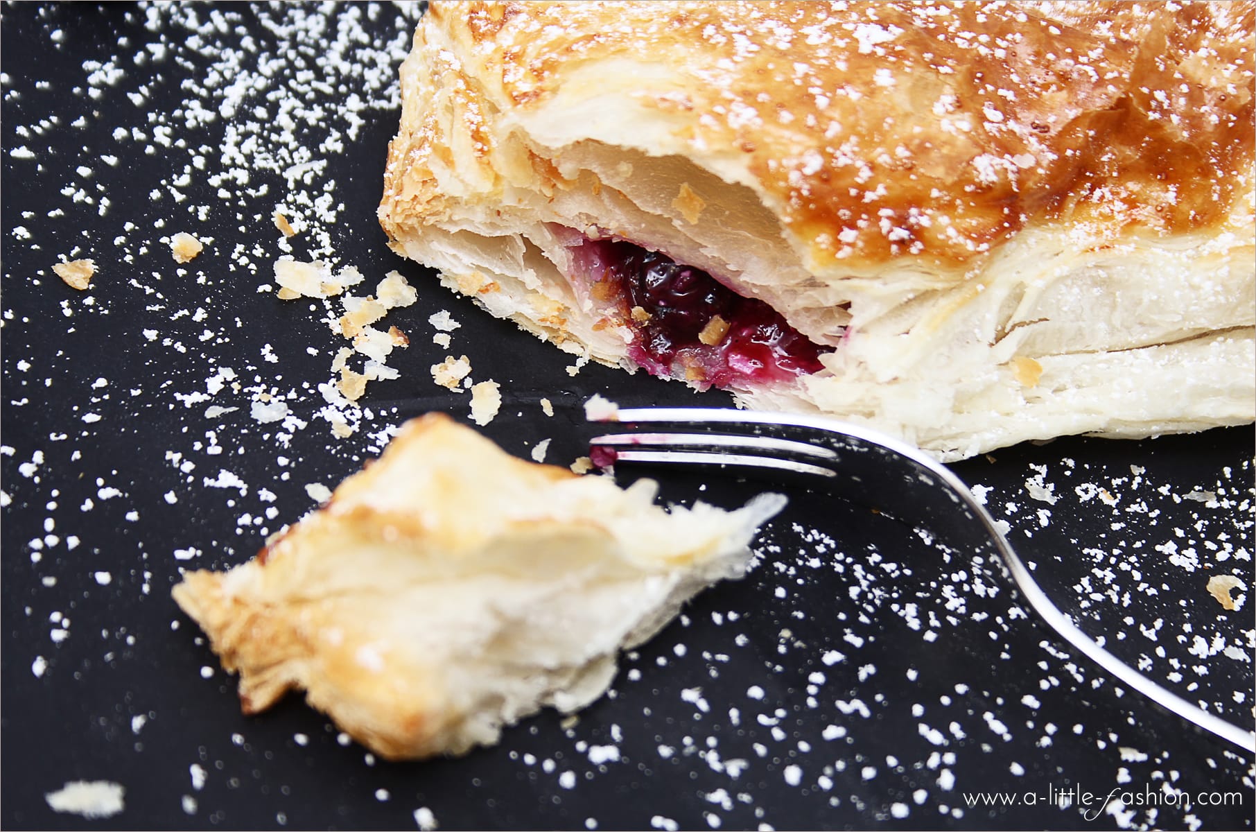 Rezept mit Blaubeeren, Frischkäse und ZitroneTeigtaschen