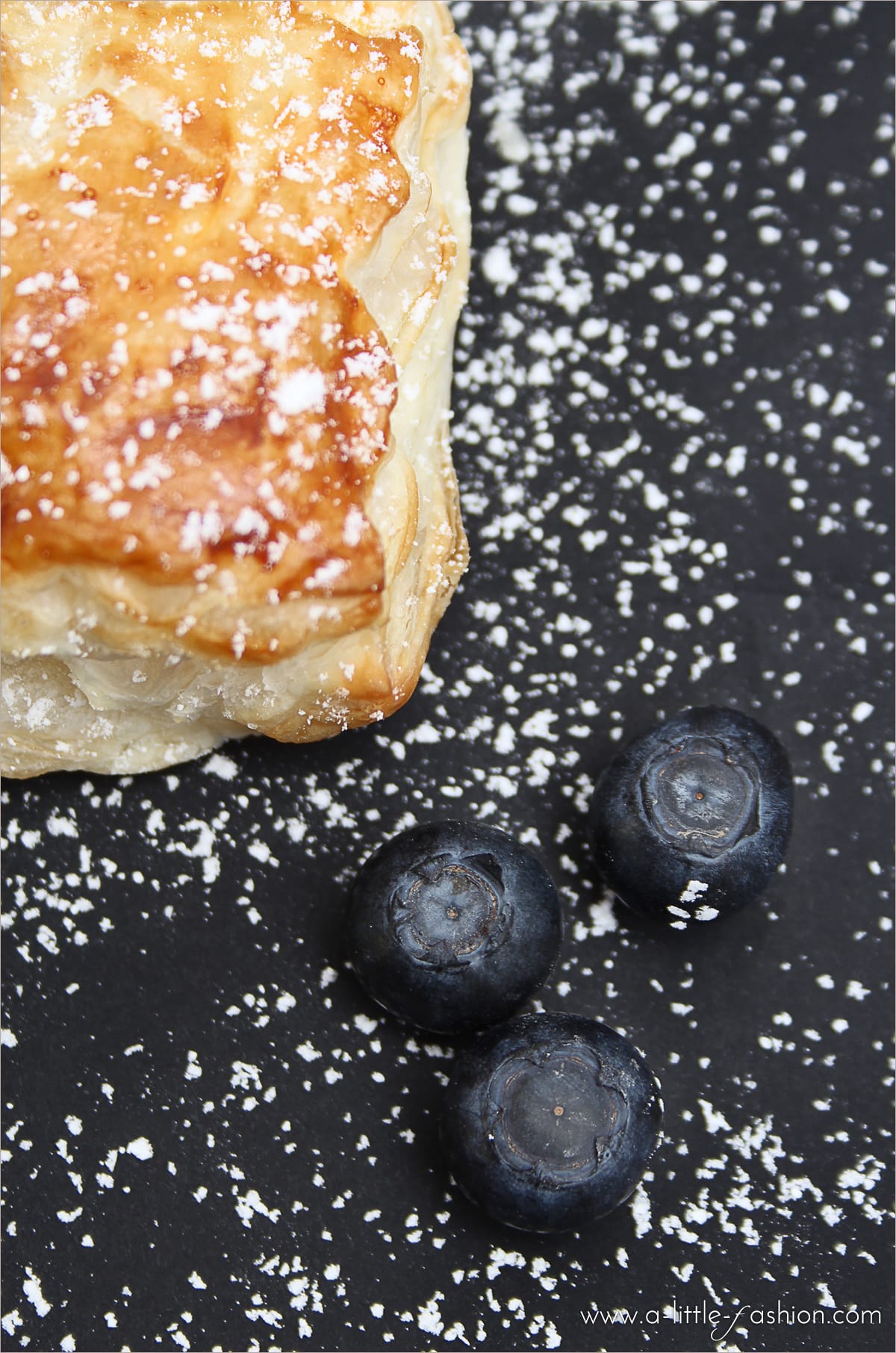 Rezept mit Blaubeeren, Frischkäse und ZitroneTeigtaschen 