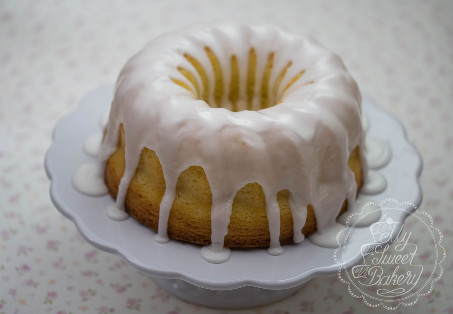 Saftiger Zitronenkuchen | Filizity.com