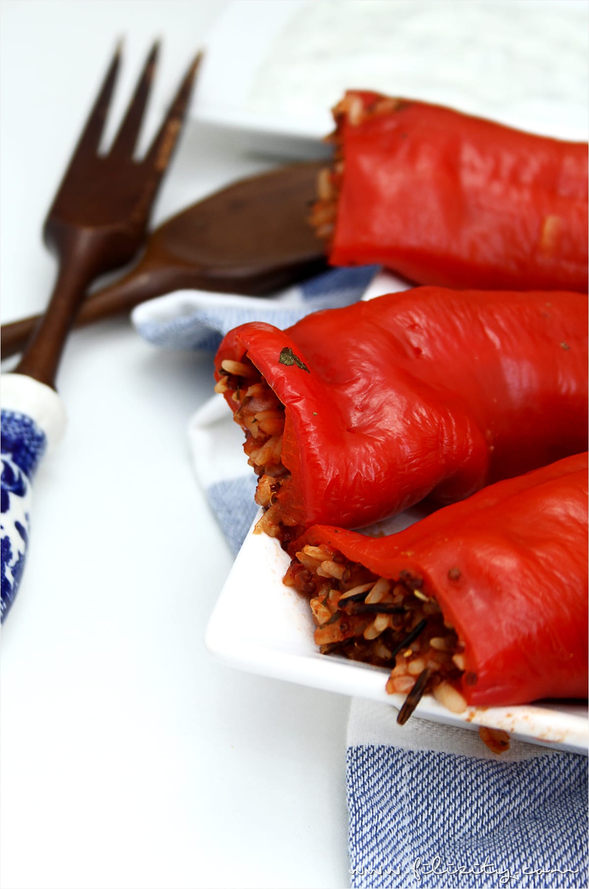 Gefüllte Paprika (vegan) - Filizity.com