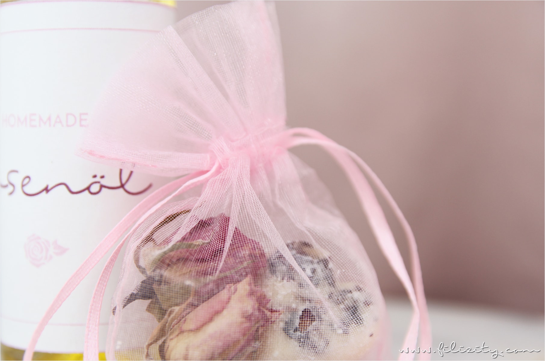 beauty rosenoel selber machen perfektes valentinss geschenk beauty rosenoel selber machen perfektes valentinss geschenk