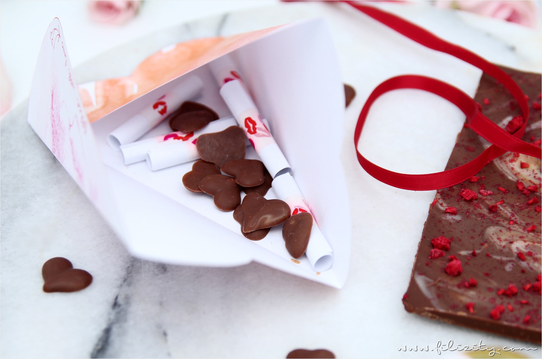 Geschenkverpackung für Valentinstag: Herztüte