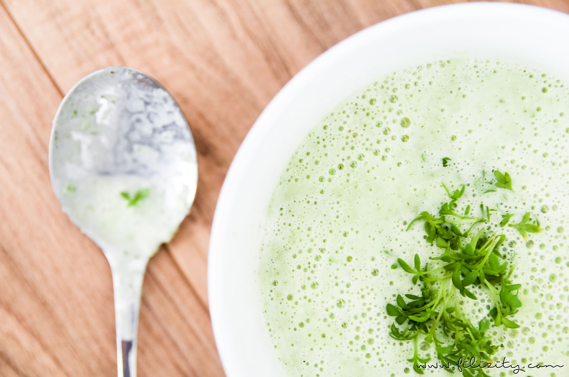 Frühlings-Rezept: Spargelcremesuppe aus dem Mixer | Filizity.com | Food-Blog aus dem Rheinland #veggie #spargel #suppe