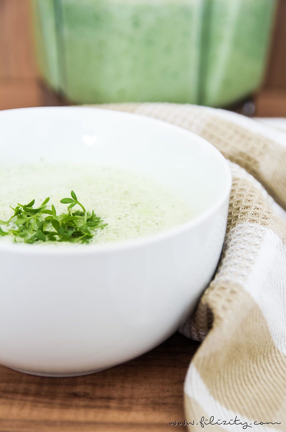 Frühlings-Rezept: Spargelcremesuppe aus dem Mixer | Filizity.com | Food-Blog aus dem Rheinland #veggie #spargel #suppe