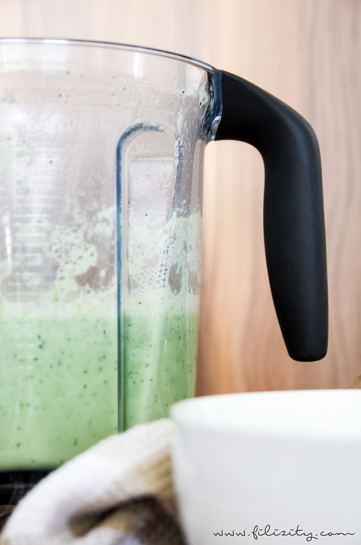 Spargelcremesuppe aus dem Mixer | Filizity.com | Food-Blog aus dem ...