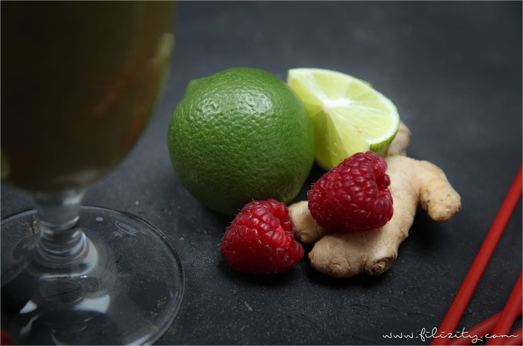 Kiwi-Ananas-Himbeer-Smoothie mit Ingwer – Booster für das Immunsystem