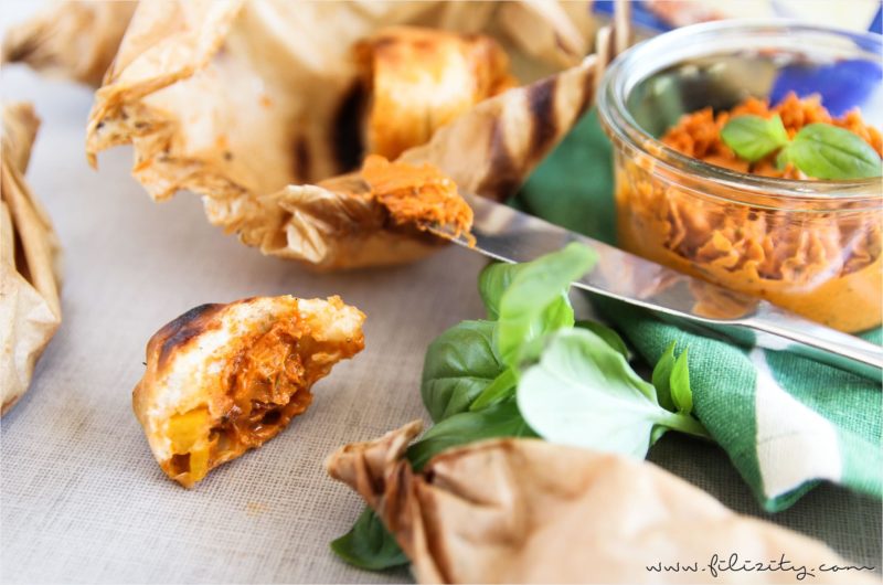 Gefüllte Grillbrote mit TomatenPaprikaButter