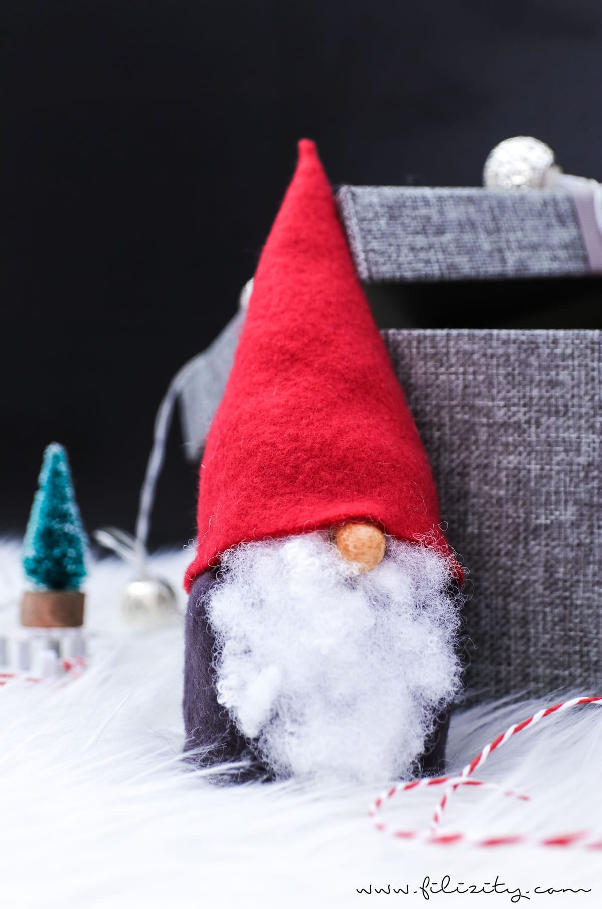 DIY Wichtel basteln ohne Nähen – Süße Weihnachtsdeko und Geschenkidee | Filizity.com |DIY-Blog aus dem Rheinland #weihnachten #geschenkidee #weihnachtsdeko