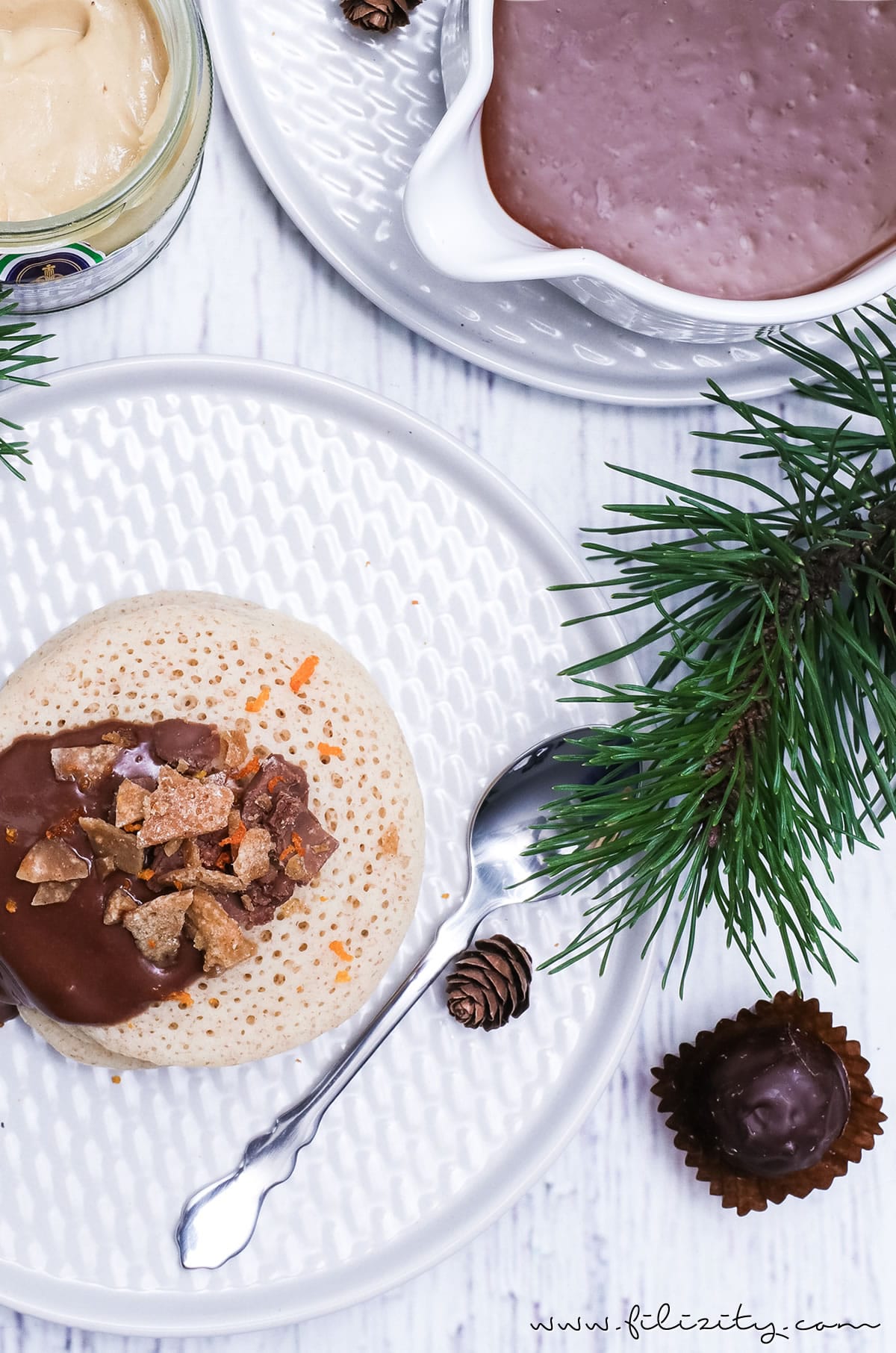 Weihnachts-Dessert: Rezept für Marokkanische Pfannkuchen (Baghrir) mit Schoko-Orangen-Senf-Soße, Orangenkaramell und Senfpralinen | Filizity.com | Food-Blog aus dem Rheinland #weihnachten #dessert #BORNsinternational #BORN