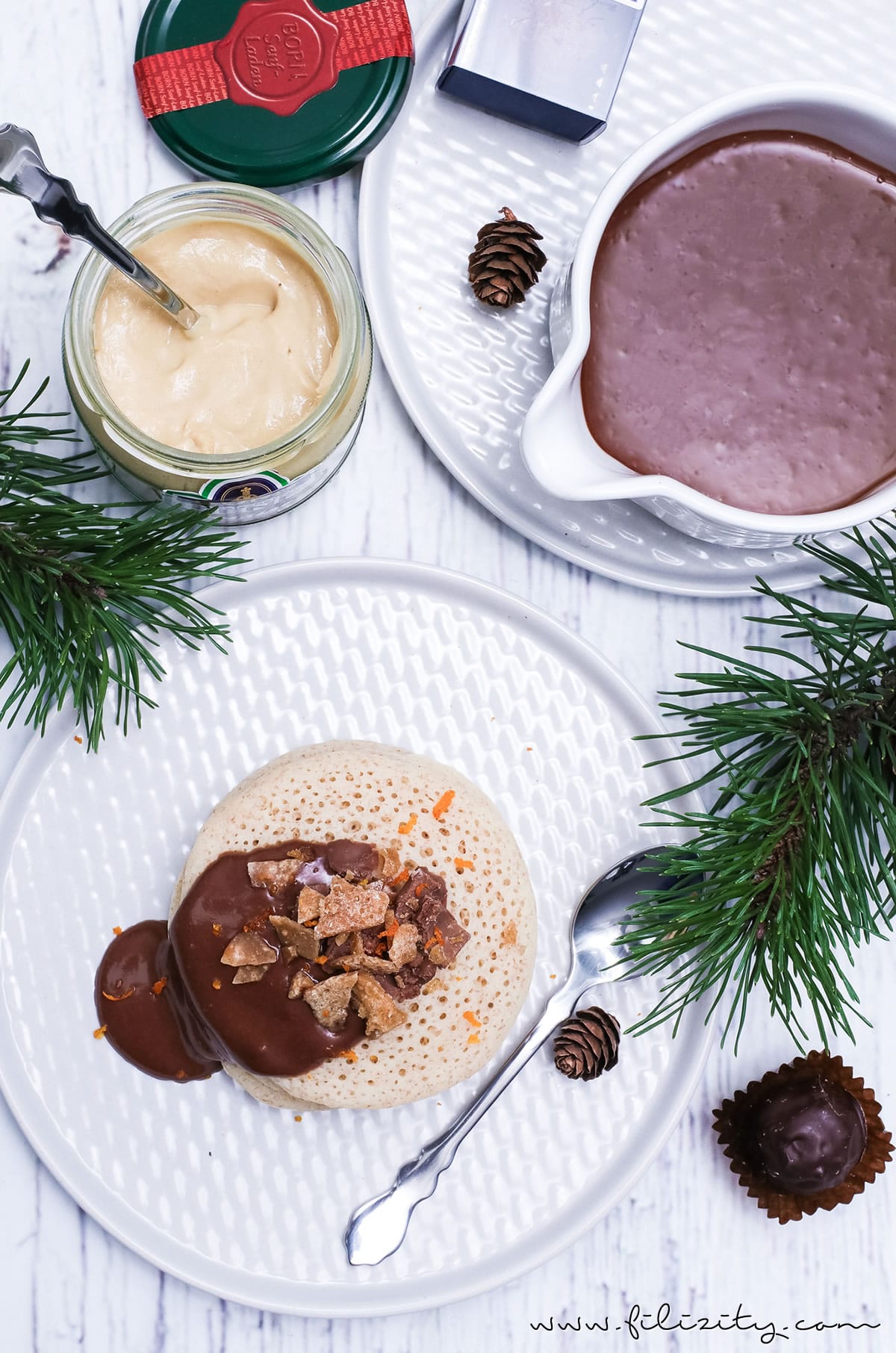 Weihnachts-Dessert: Rezept für Marokkanische Pfannkuchen (Baghrir) mit Schoko-Orangen-Senf-Soße, Orangenkaramell und Senfpralinen | Filizity.com | Food-Blog aus dem Rheinland #weihnachten #dessert #BORNsinternational #BORN
