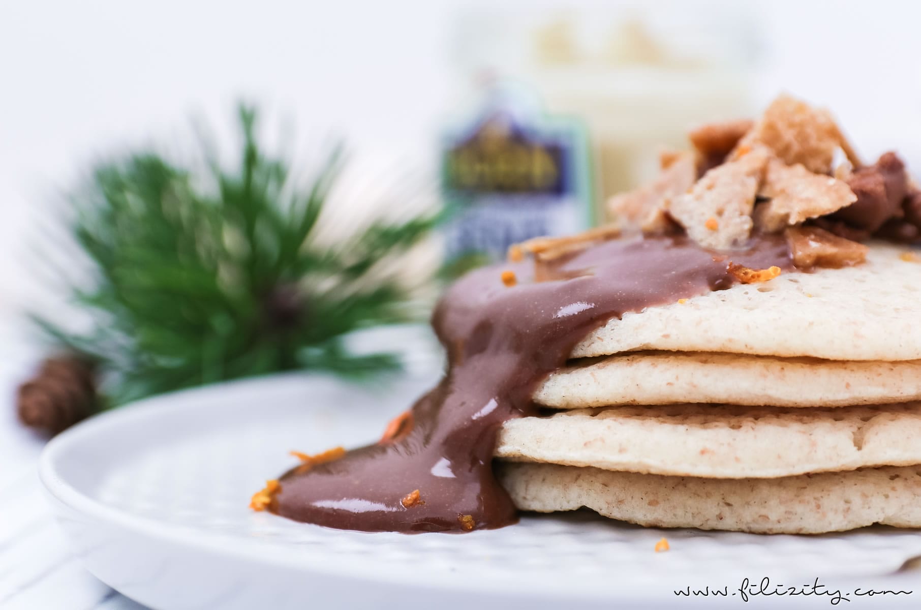 Weihnachts-Dessert: Rezept für Marokkanische Pfannkuchen (Baghrir) mit Schoko-Orangen-Senf-Soße, Orangenkaramell und Senfpralinen | Filizity.com | Food-Blog aus dem Rheinland #weihnachten #dessert #BORNsinternational #BORN