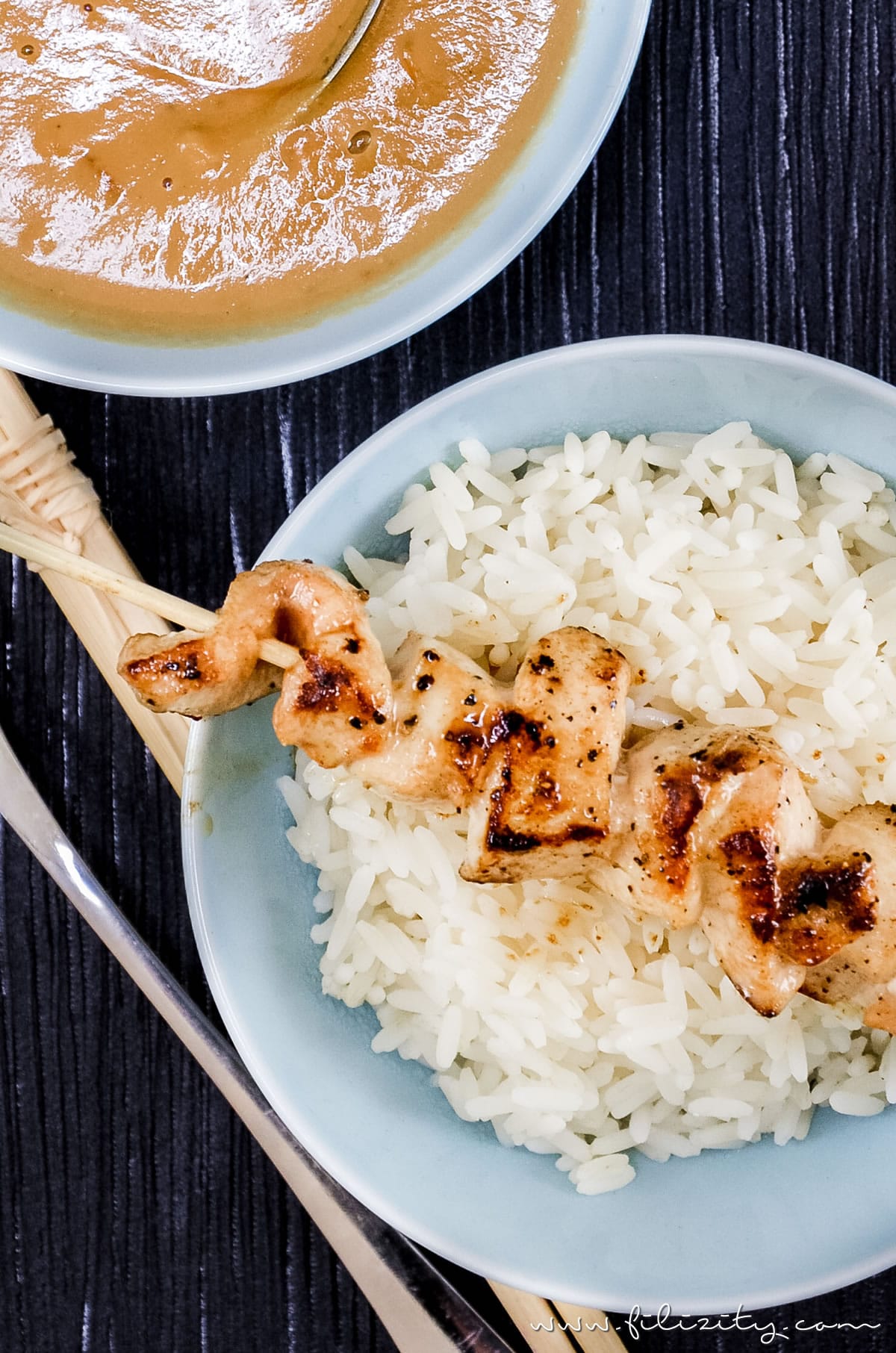 Asia Rezept Haehnchen Spiesse Erdnuss Sosse Reis Chinesisch Kochen Food Blog 9 Min Filizity Com