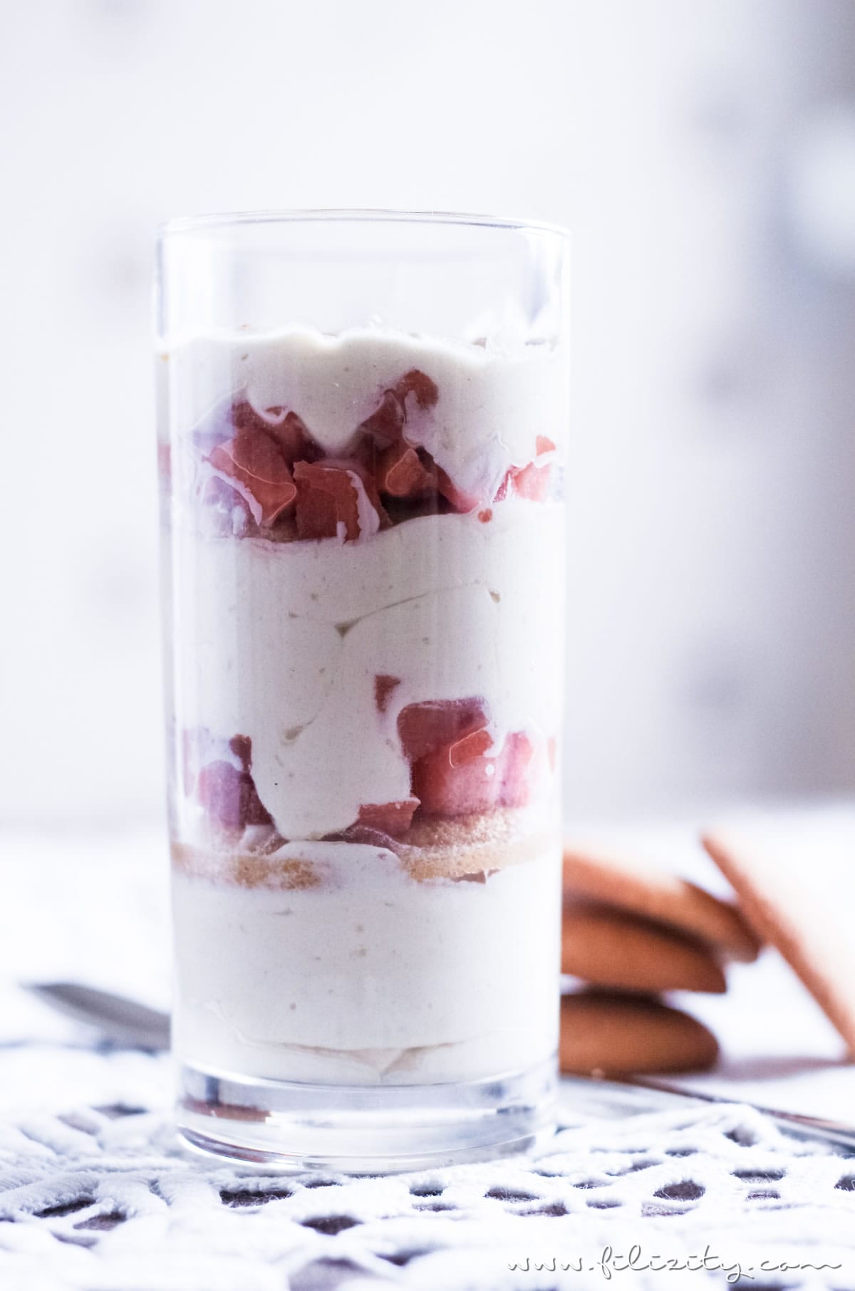 Quitten-Blutorangen-Schichtdessert (Trifle) mit Kokos-Mascarpone-Creme | exotischer, winterlicher Nachtisch | Filizity.com | Food-Blog aus dem Rheinland #trifle #dessert #winter