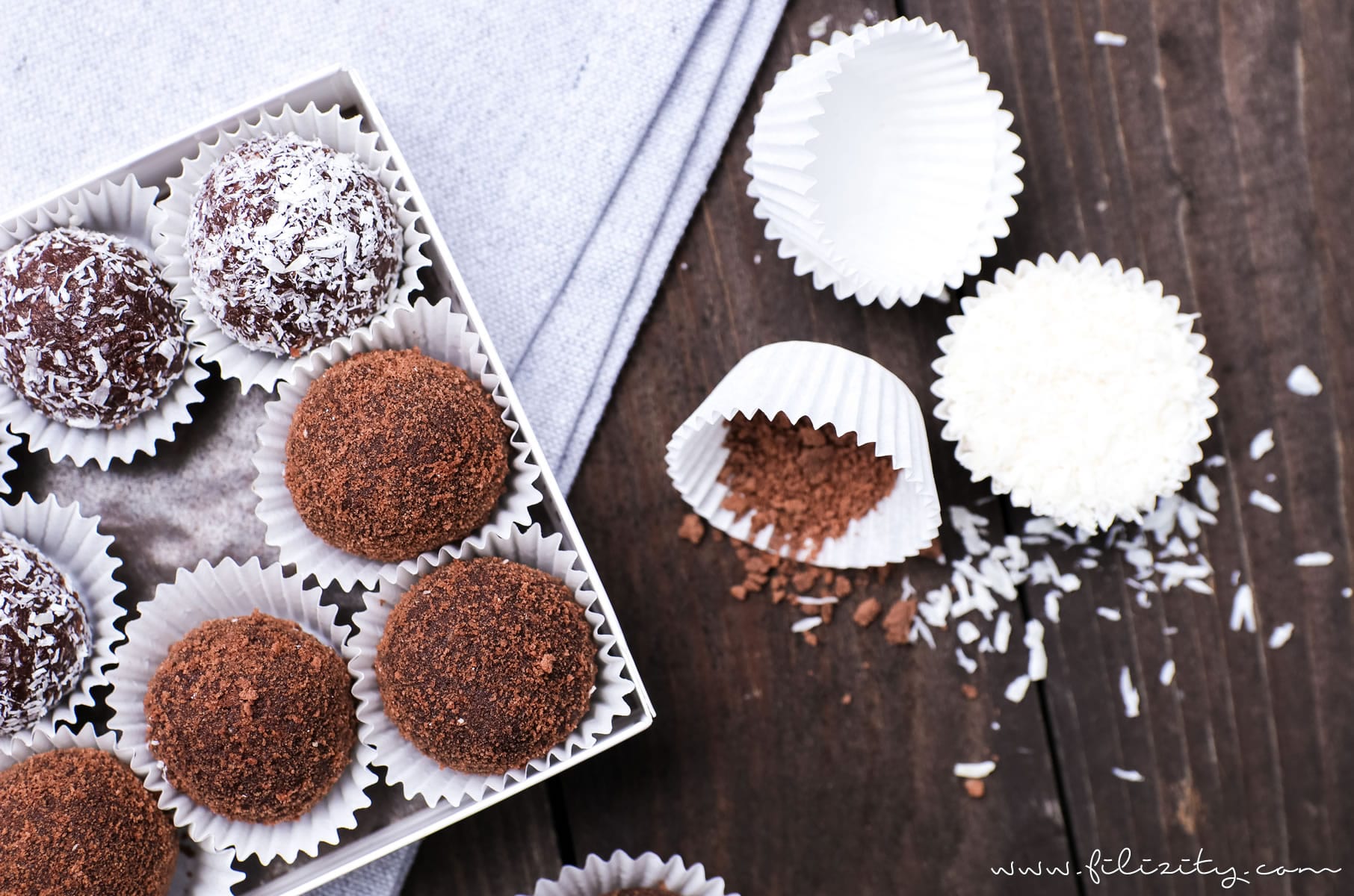 5-Minuten-Pralinen: Rezept für Nutella-Butterkeks-Trüffel mit Kokos | Geschenke aus der Küche | Filizity.com | Food-Blog aus dem Rheinland #nutella #schokolade #pralinen