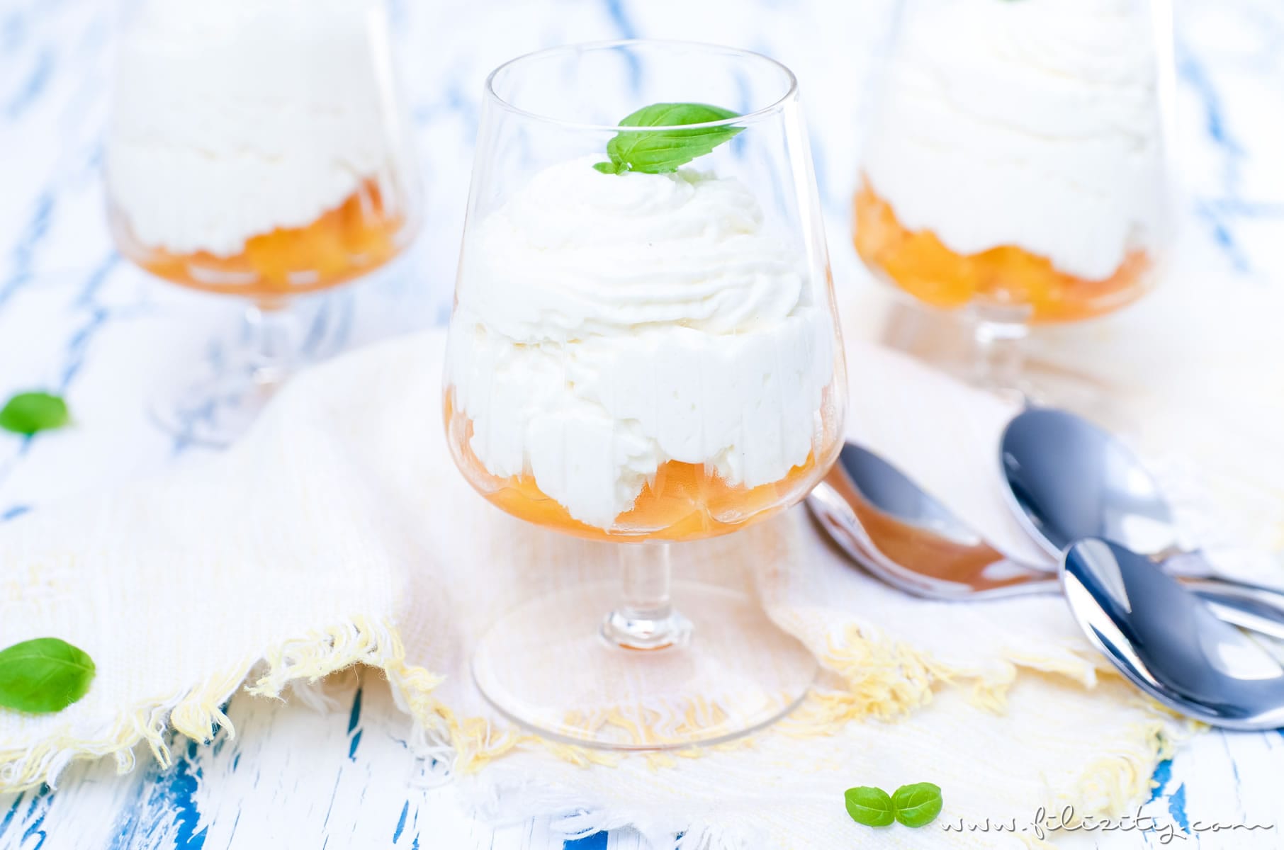 Himmlisches Dessert-Rezept: Mascarpone-Creme mit Aprikosen | Filizity ...