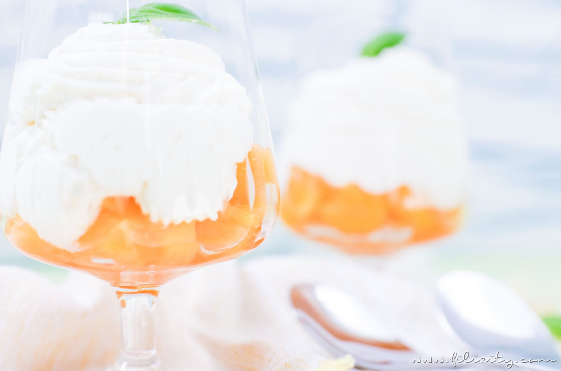 Himmlisches Dessert-Rezept: Mascarpone-Creme mit Aprikosen | Filizity.com | Food-Blog aus dem Rheinland #ostern #dessert #lastminiute