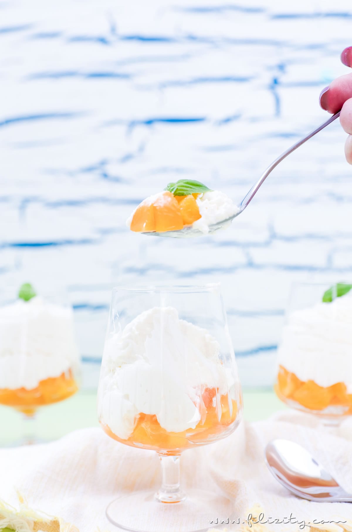 Himmlisches Dessert-Rezept: Mascarpone-Creme mit Aprikosen | Filizity.com | Food-Blog aus dem Rheinland #ostern #dessert #lastminiute