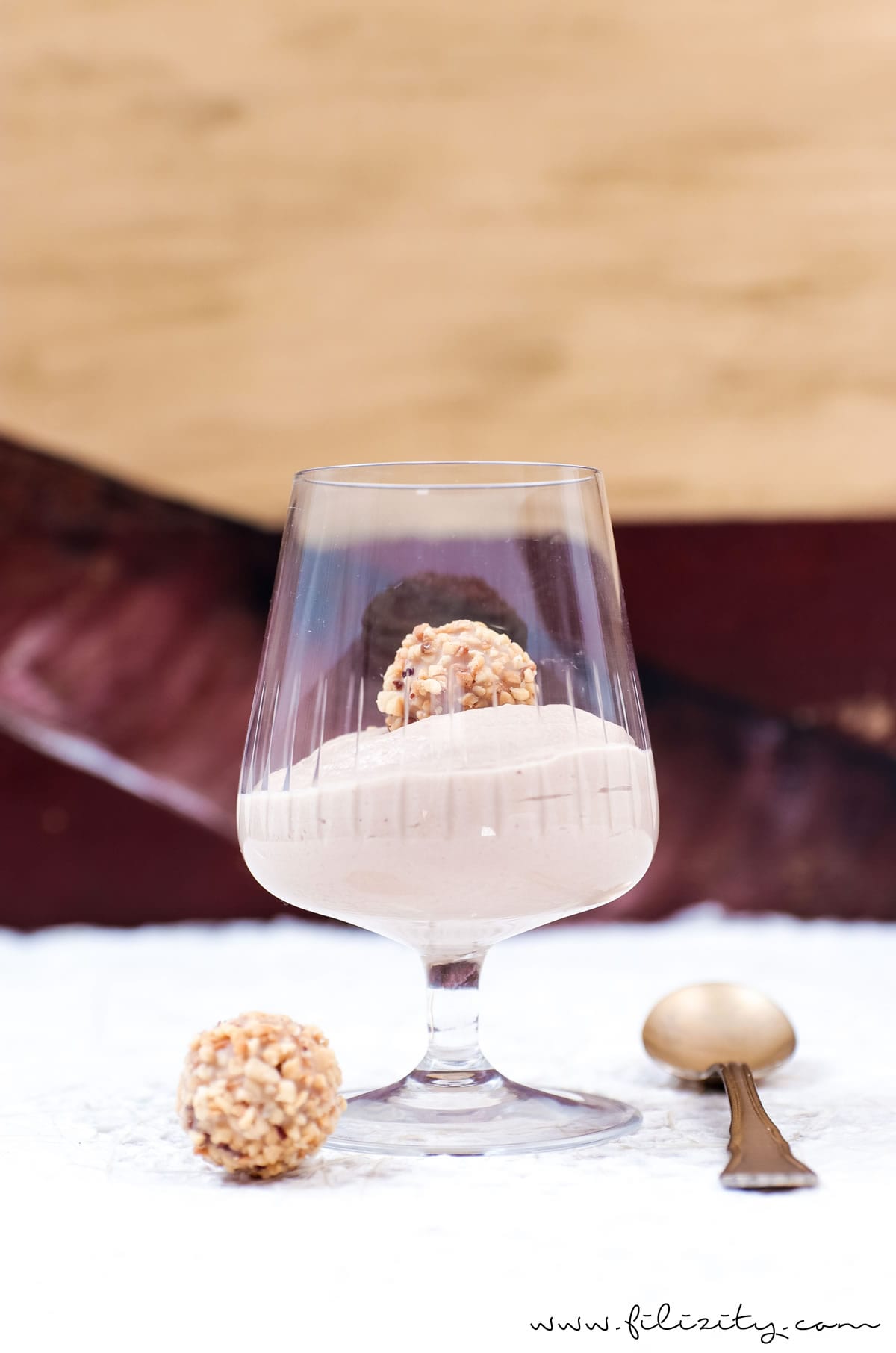 Schnelles Dessert-Rezept: Schoko-Nougat-Mousse mit Quark | Filizity.com | Food-Blog aus dem Rheinland #dessert #nougat