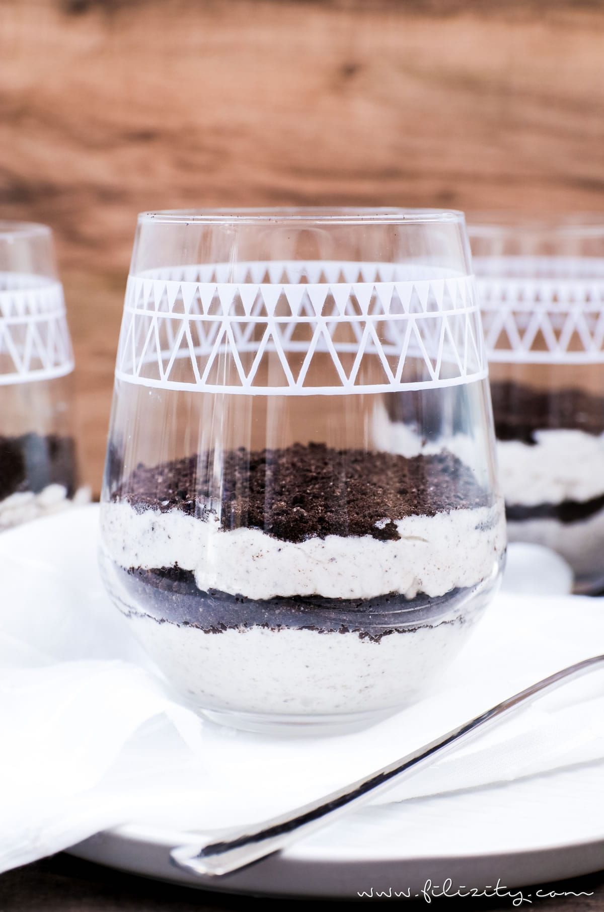 Rezept für No bake Oreo Cheesecake Schichtdessert im Glas | Filizity.com | Food-Blog aus dem Rheinland #oreo #cheesecake #dessert