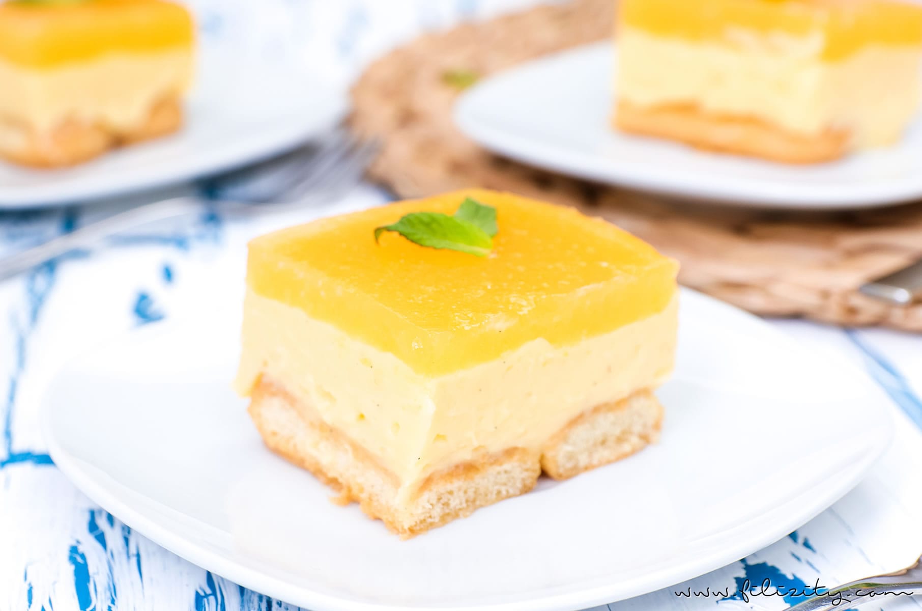 Rezept No Bake Torte: Pfirsich-Vanille-Torte ohne Backen | Perfekt für Geburtstage, Partys, Ostern, Frühling & Sommer | Filizity.com | Food-Blog aus dem Rheinland #frühling #sommer #nobake