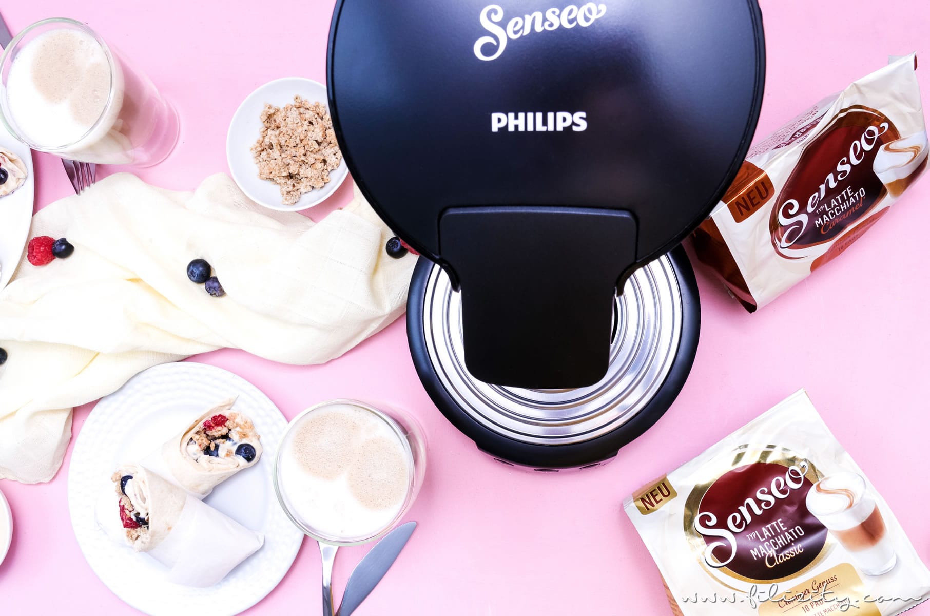 Rezept für Frühstücks-Wraps mit Kaffee-Quark und Beeren - Genussmomente mit SENSEO® + GEWINNSPIEL | Filizity.com | Food-Blog aus dem Rheinland #perfektinjederlage #senseo #lattemacchiato