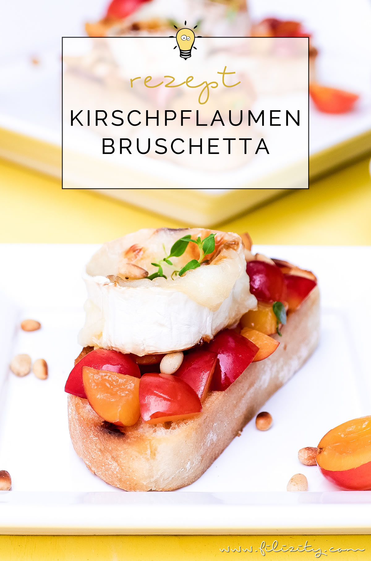 Rezept für Mirabellen- oder Kirschpflaumen-Bruschetta mit gratiniertem Ziegenkäse, Thymian und Pinienkernen | Filizity.com | Food-Blog aus dem Rheinland #sommer #herbst #brot