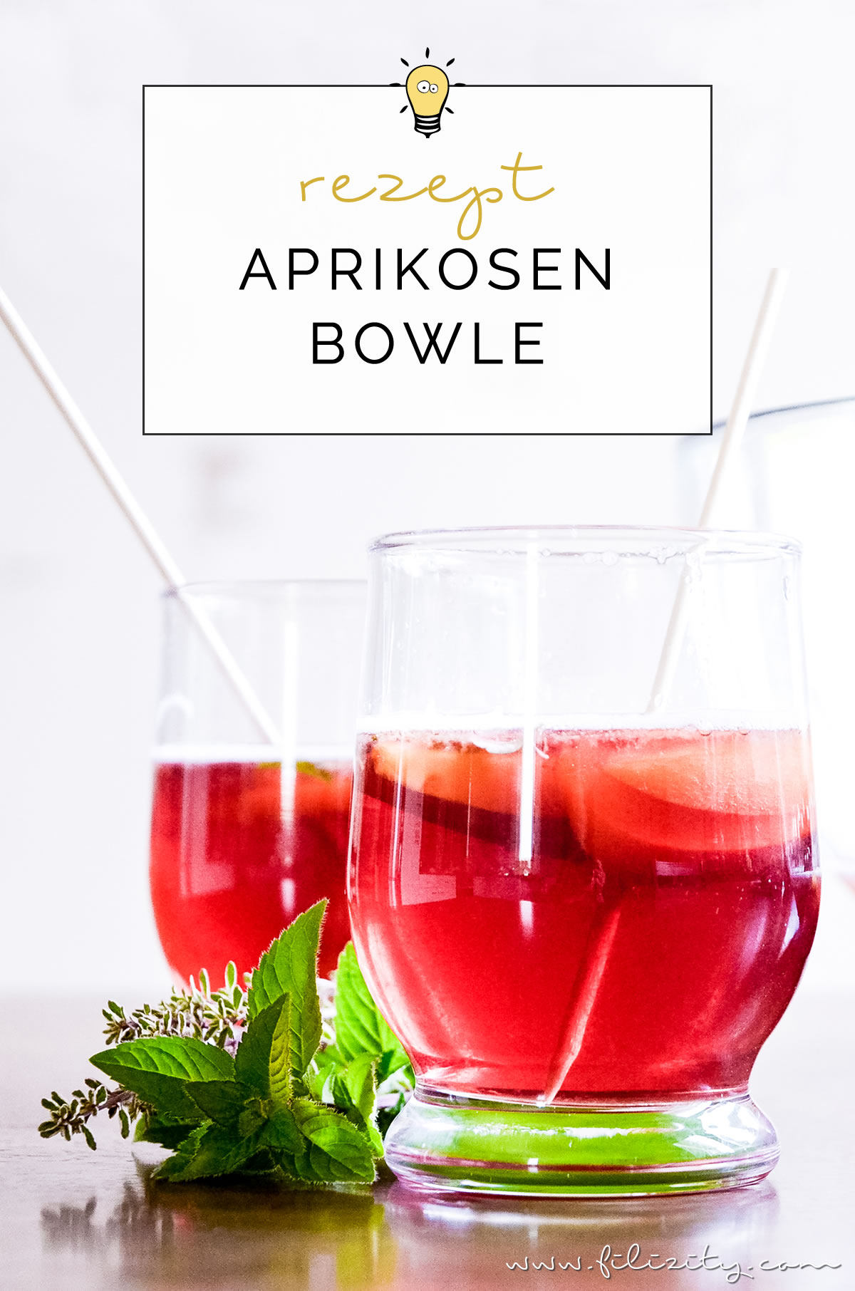 Rezept für prickelnde Aprikosen-Bowle - Ein erfrischender Sommerdrink perfekt für Partys | Filizity.com | Food-Blog aus dem Rheinland #sommer #drink #bowle #mocktail