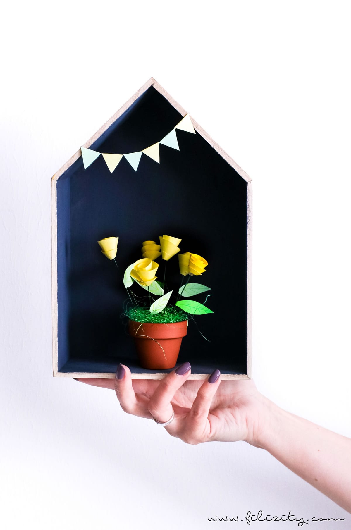 DIY Last Minute Muttertagsgeschenk Gutschein-Blumen basteln | Filizity.com - DIY-Blog aus dem Rheinland #muttertag #geschenkidee #gutschein #origami